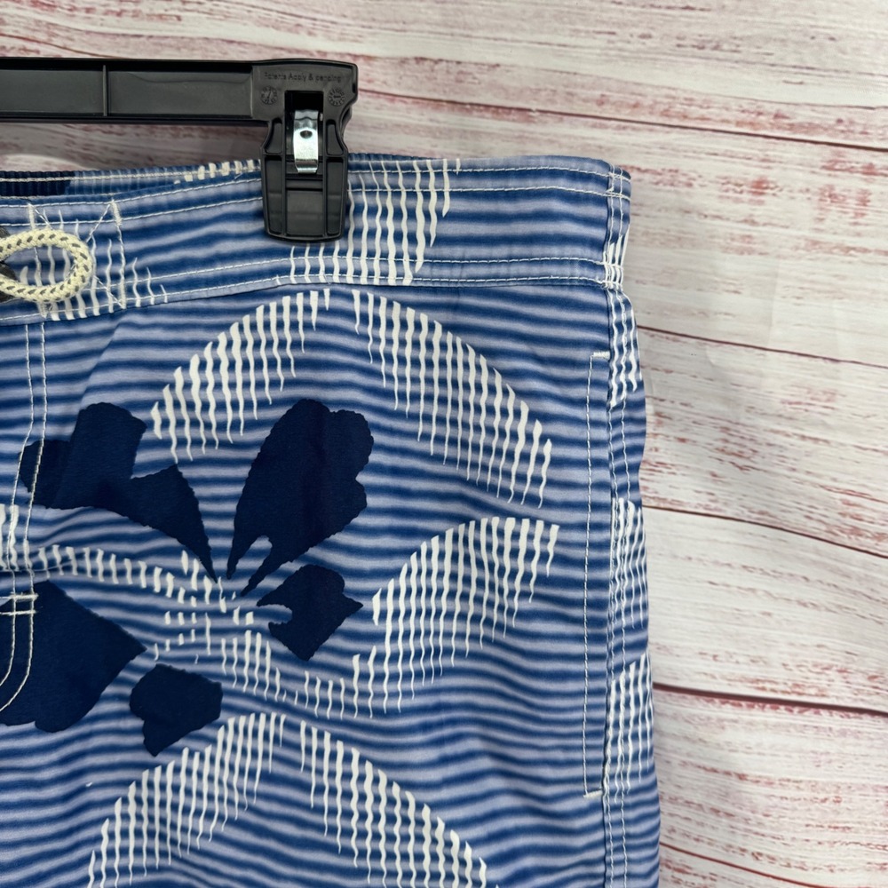 Tommy Bahama Relax Shorts Mens Large Blue Floral Board Shorts Swim Trunks Linned - Picture 3 of 8